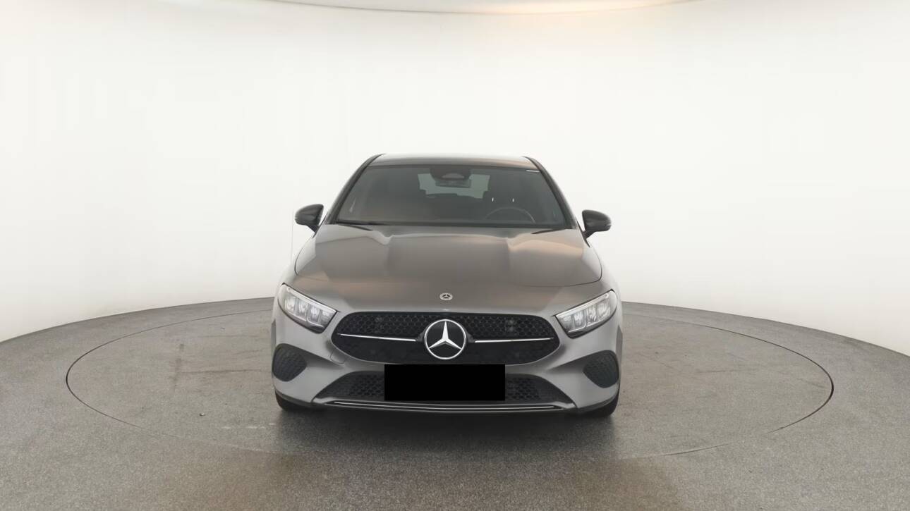 Mercedes-Benz A 250 4M Progressive (2024)
